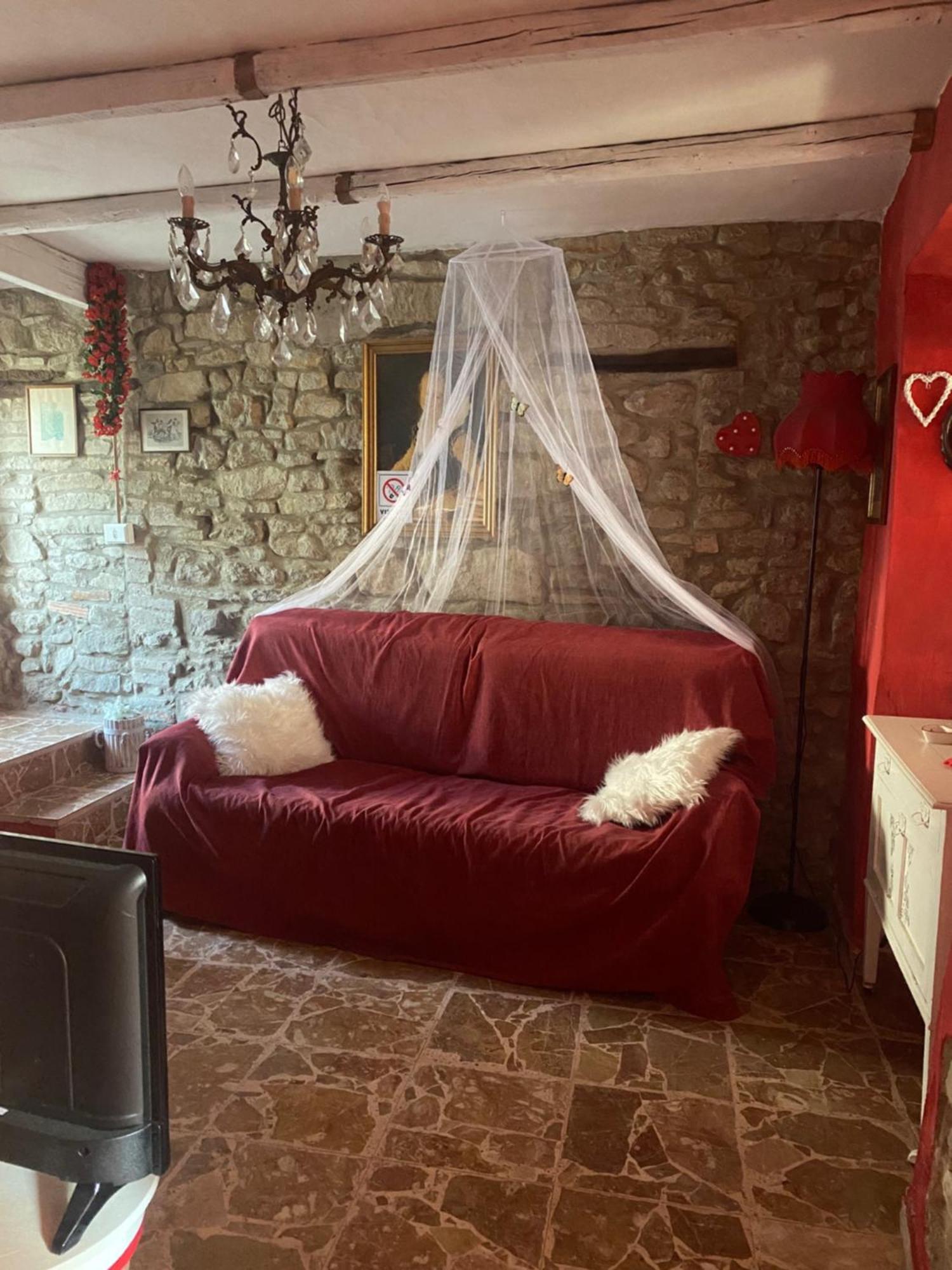 Holiday home Jolie Petite Maison Chez Barbara Garbagna
